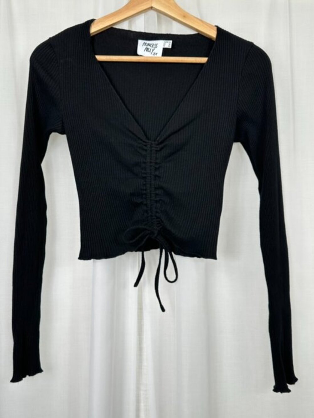 Princess Polly Black Ruched V-Neck‎ Long Sleeve Crop Top 10 Coquette Going Out